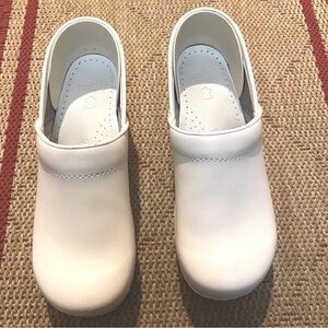 DANSkO LT Pro White  Box Leather Slip On Clogs